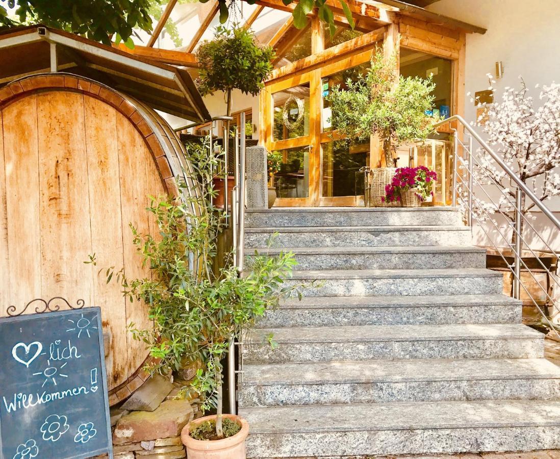 Hotel Weingut Dehren إيلينز-بولتيرسدورف المظهر الخارجي الصورة