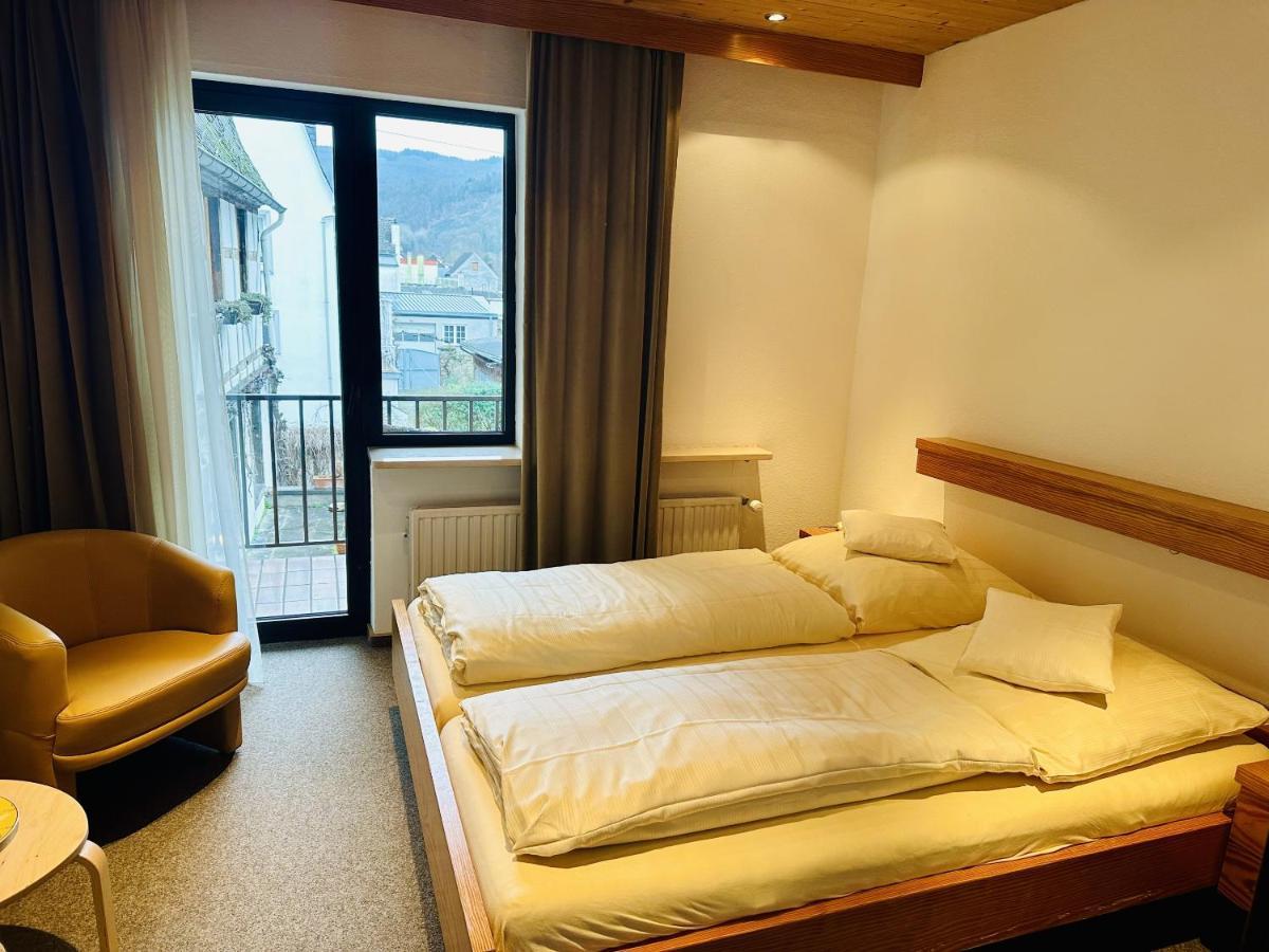 Hotel Weingut Dehren إيلينز-بولتيرسدورف الغرفة الصورة