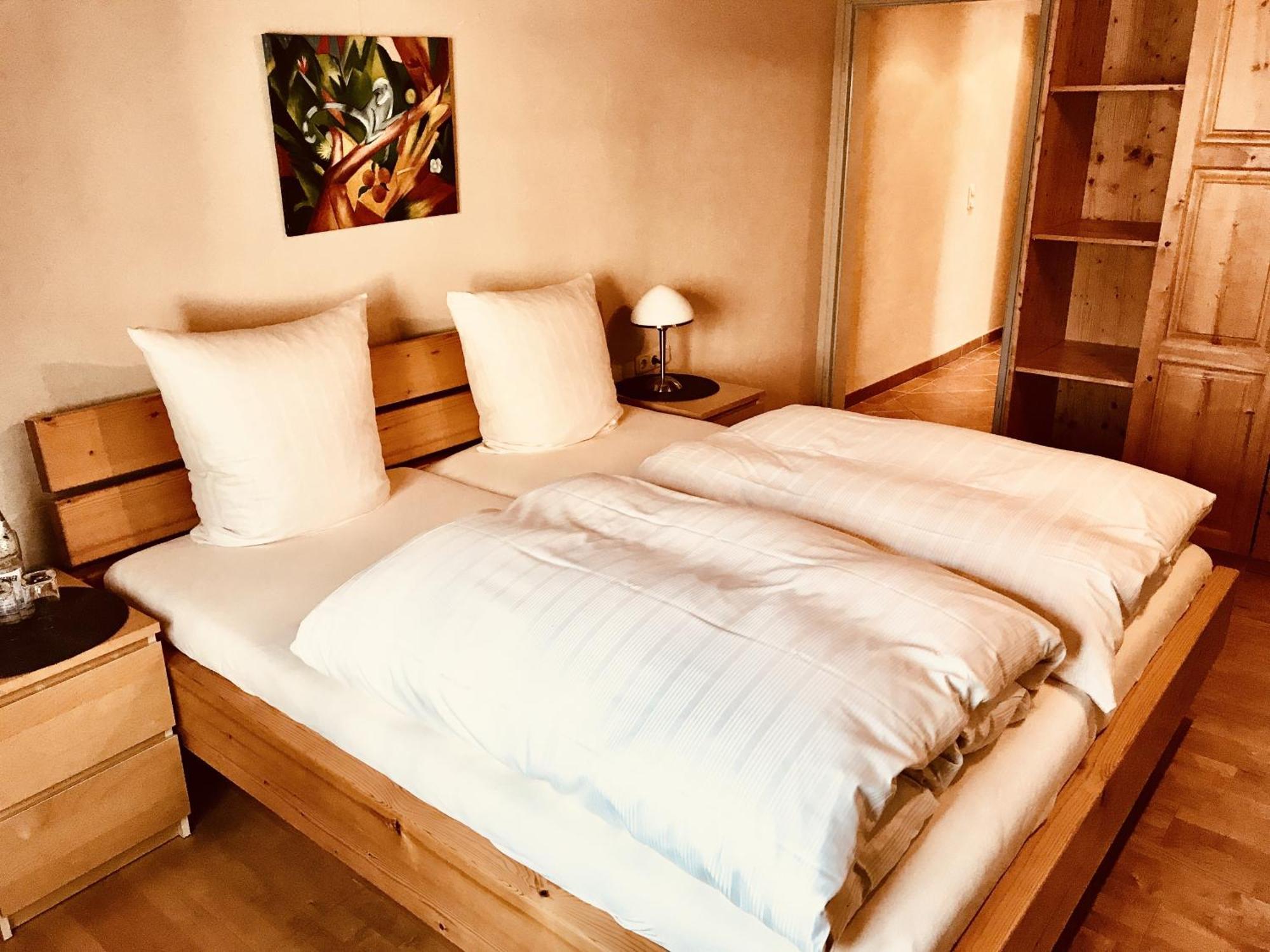Hotel Weingut Dehren إيلينز-بولتيرسدورف الغرفة الصورة